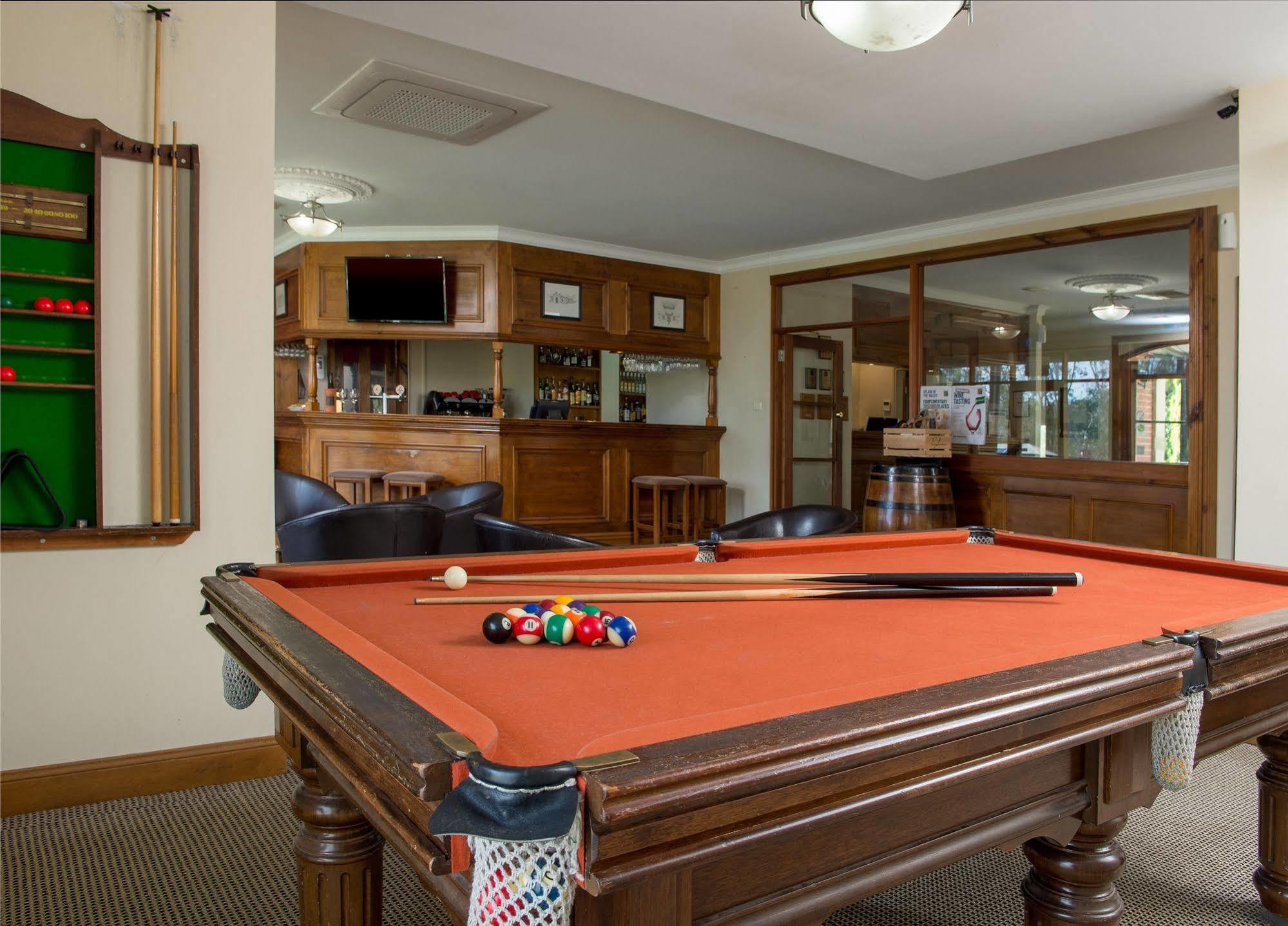 Country Club Hotel Clare